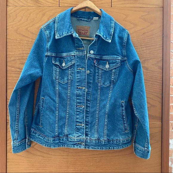 Levi's Denim Jean Jacket - size 1X